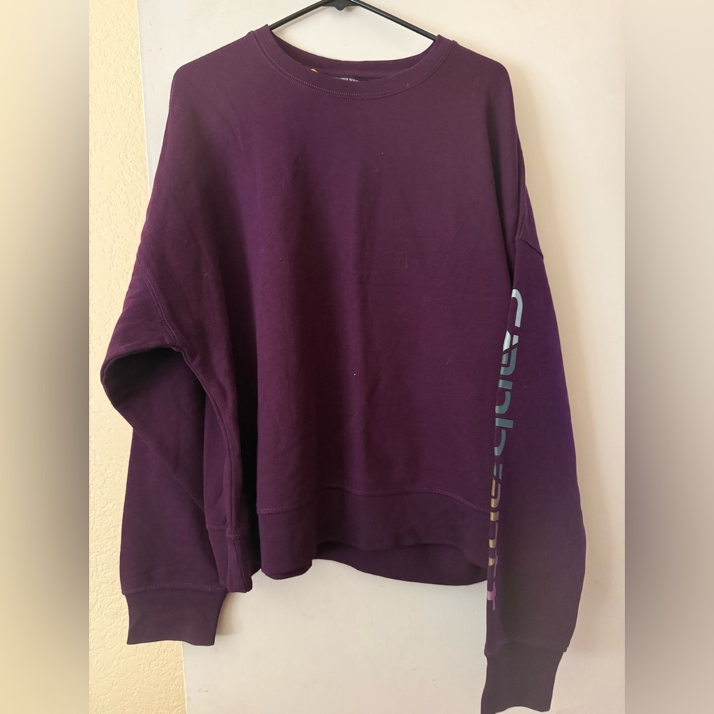 NWT Women’s Loose Fit Carhartt Tencel Series Purple Sweatshirt